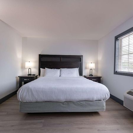Prestige Rocky Mountain Resort Cranbrook, Worldhotels Crafted Bagian luar foto
