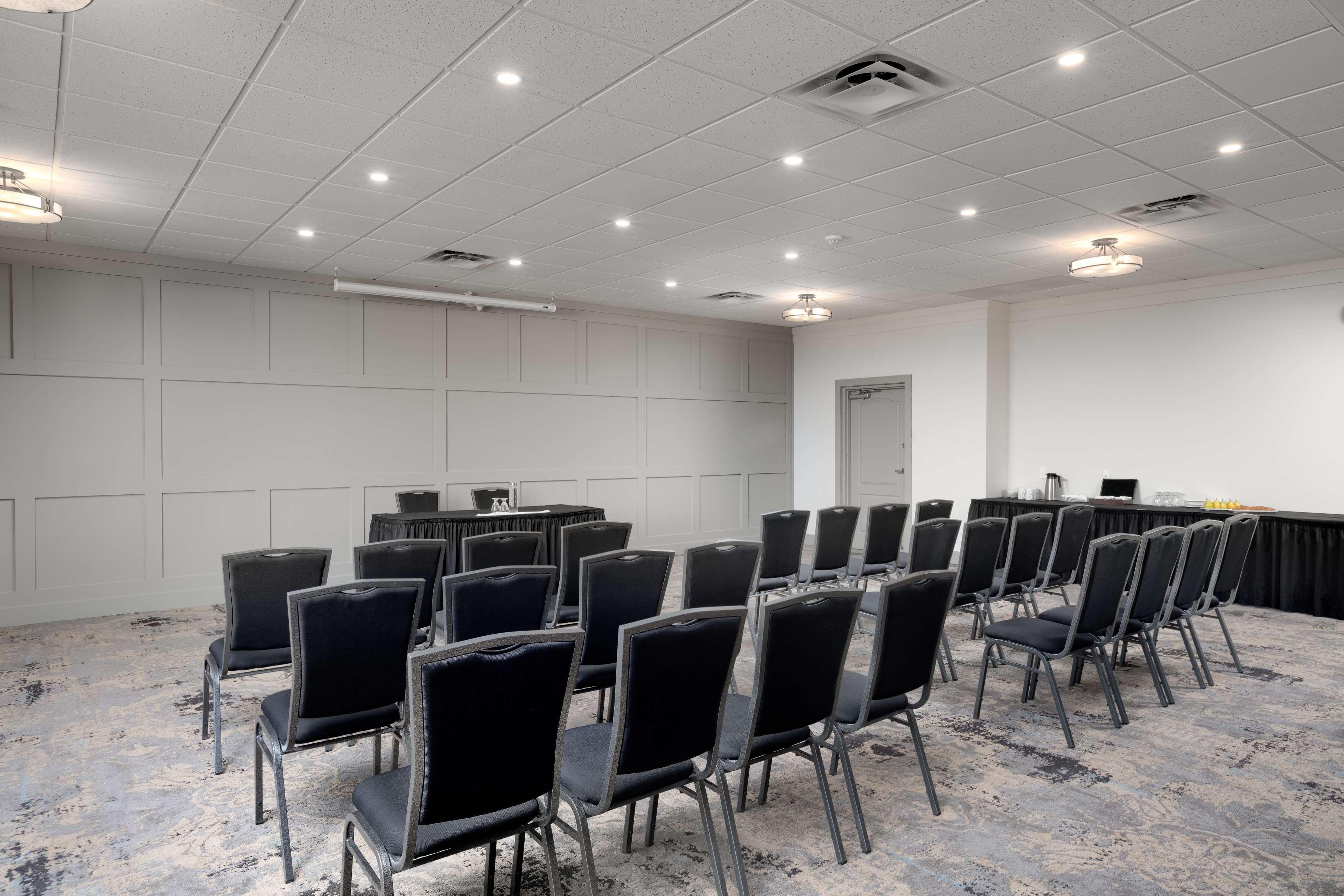 Prestige Rocky Mountain Resort Cranbrook, Worldhotels Crafted Bagian luar foto