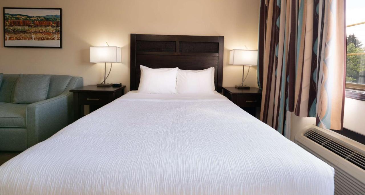 Prestige Rocky Mountain Resort Cranbrook, Worldhotels Crafted Bagian luar foto